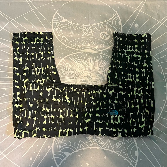 The North Face Athletic Legging Capris - Picture 1 of 4